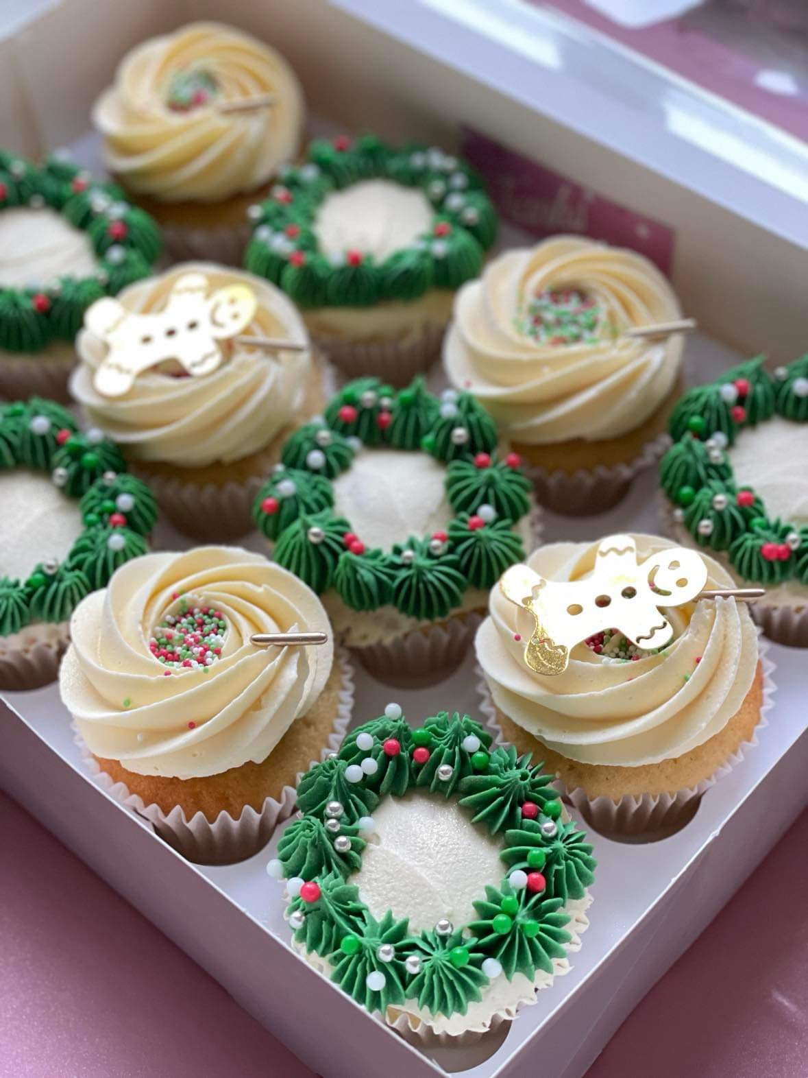 Box of 6 and 12 cupcakes