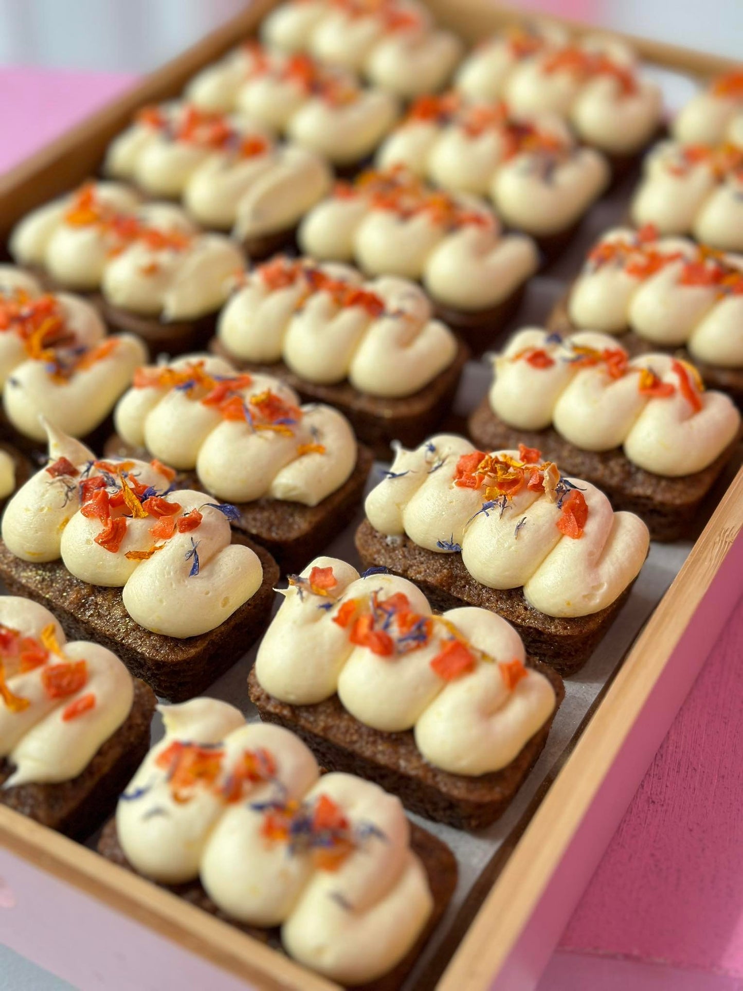 Mini Carrot Cake Bites 🥕