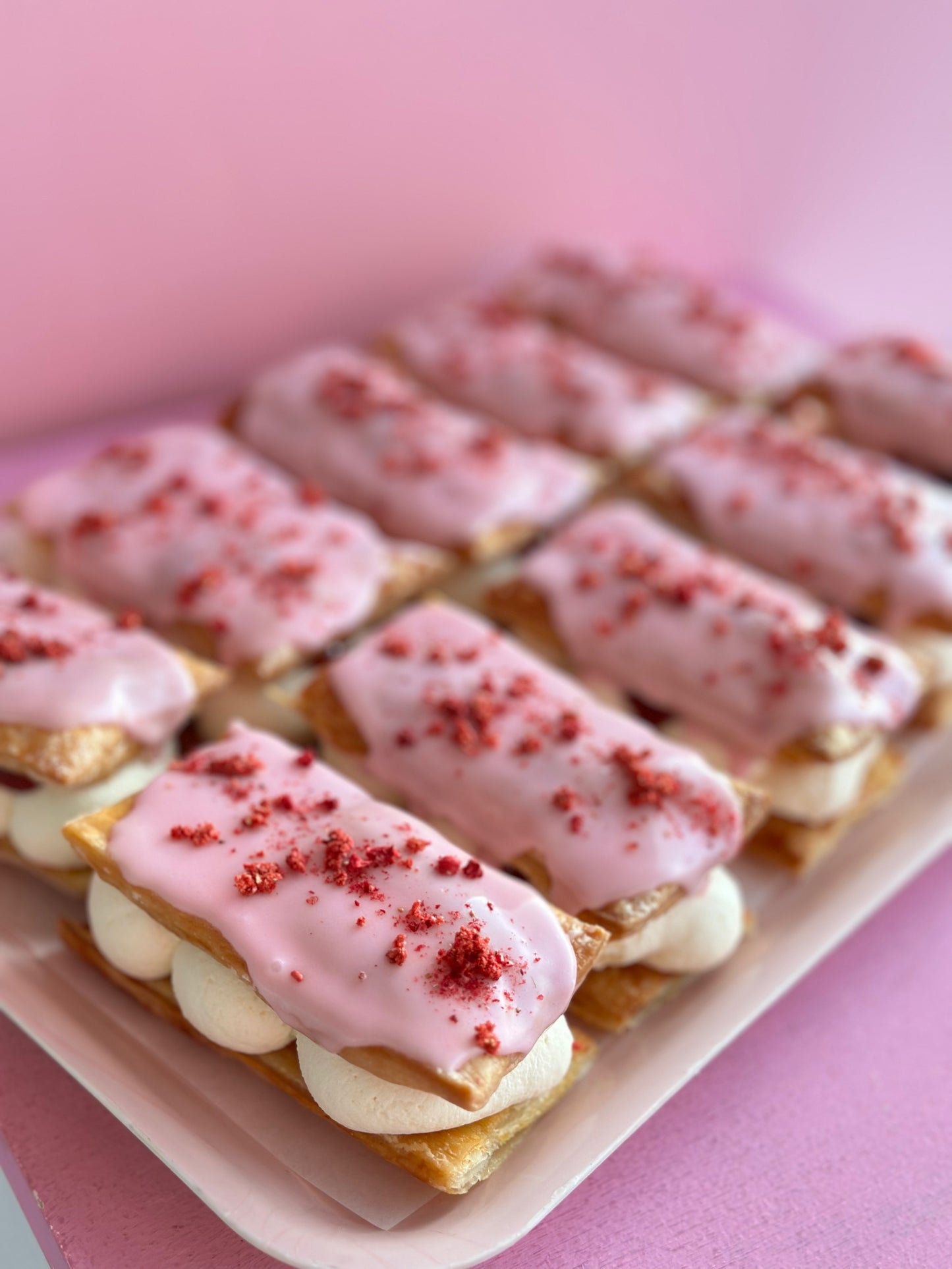 Gluten friendly strawberry cream cakes