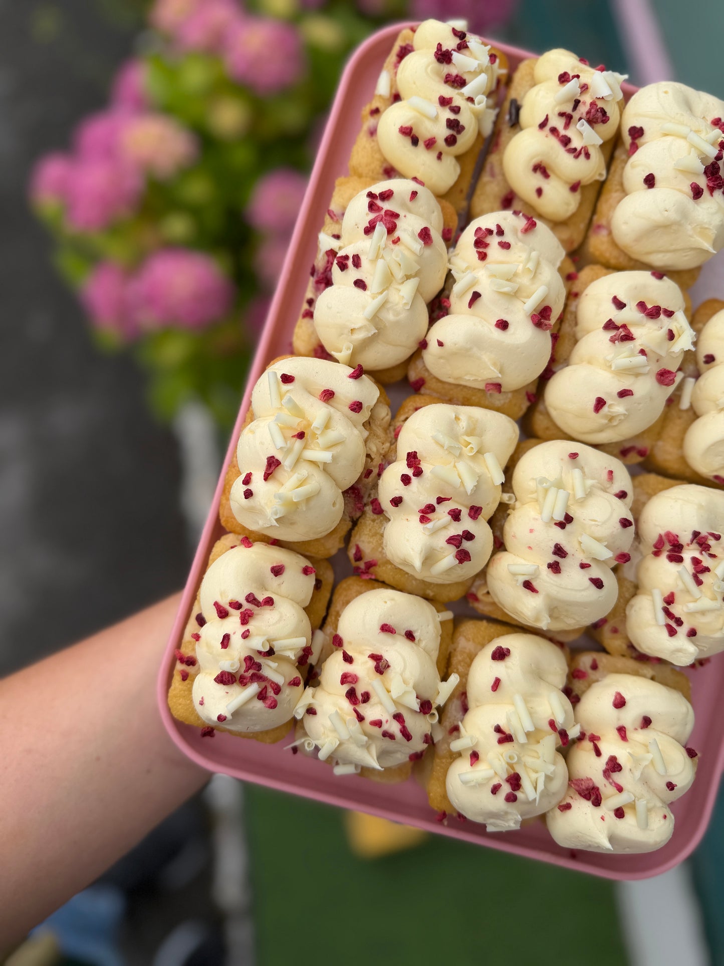 White Chocolate and Raspberry Mini Cake