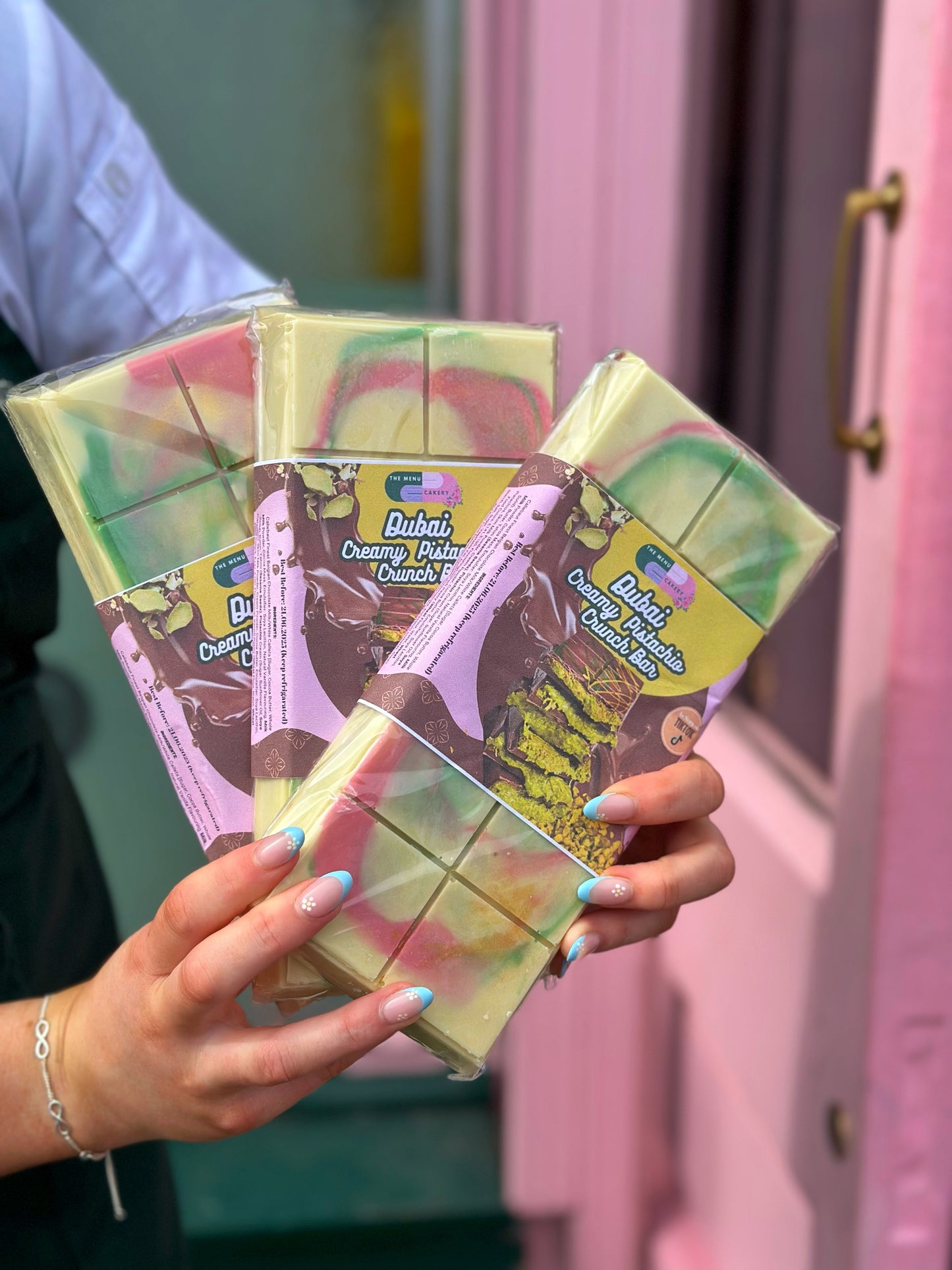 White Chocolate Dubai Bar