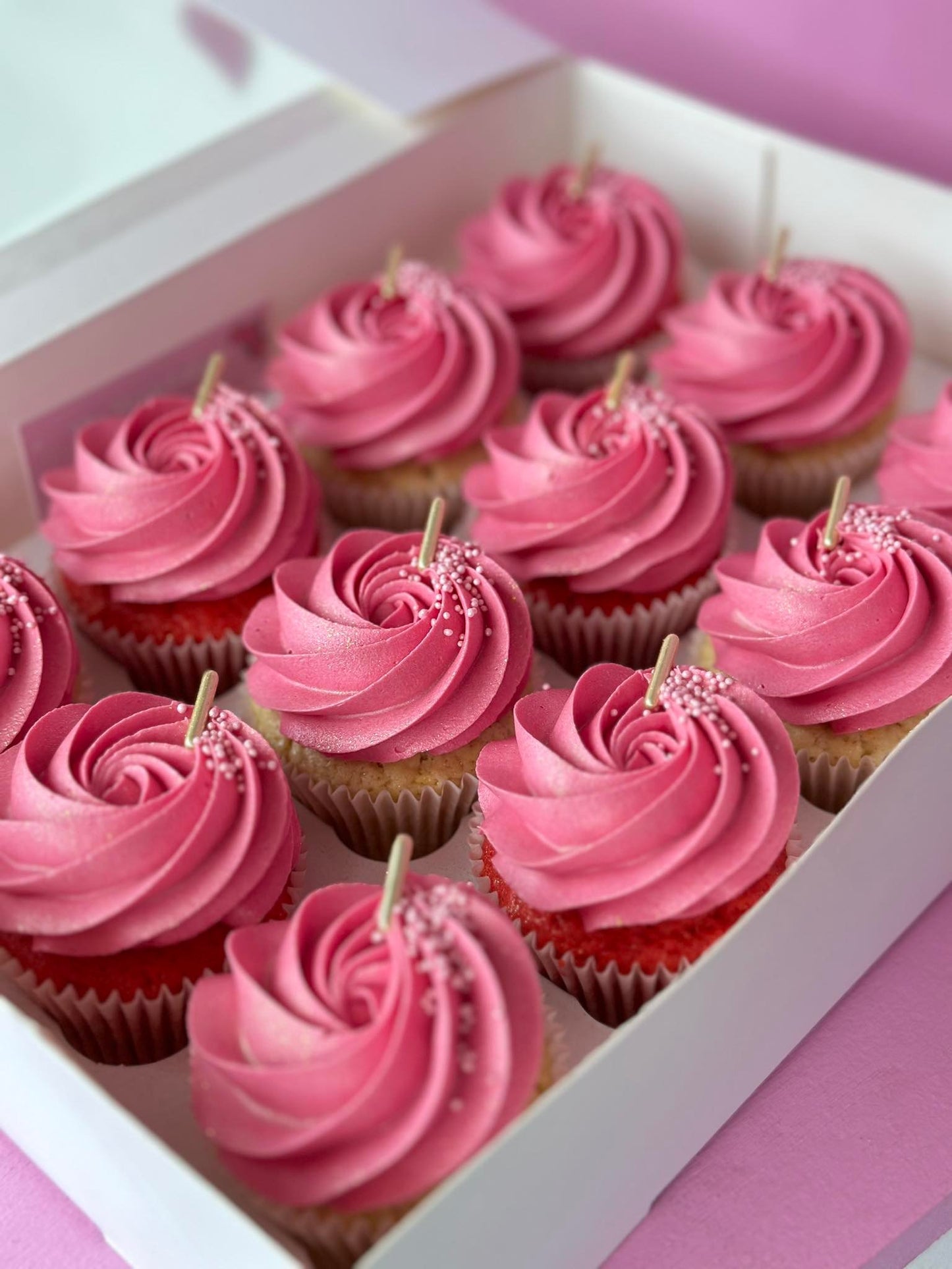 One Coloured Cupcakes